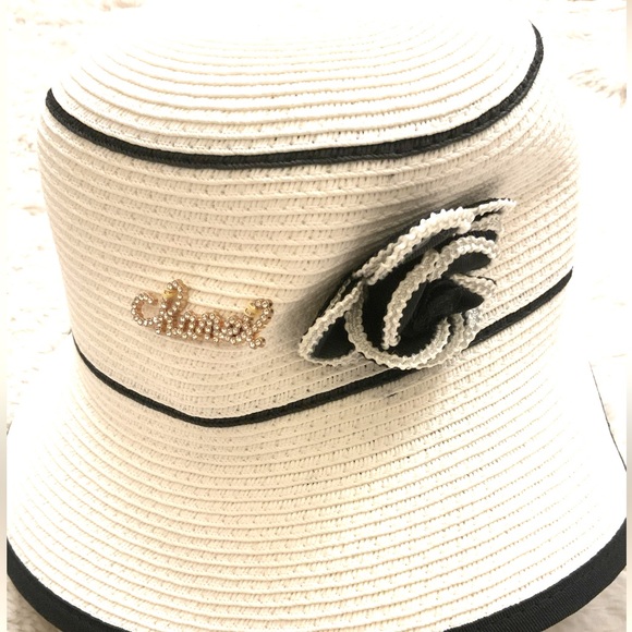 Camellia flower bucket hat - Picture 2 of 6